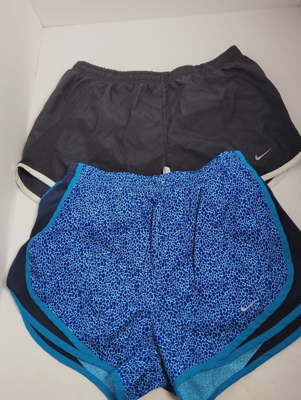 Nike Running Dri Fit Shorts Bundle Womens Small Lined  Exercise Athletic Running